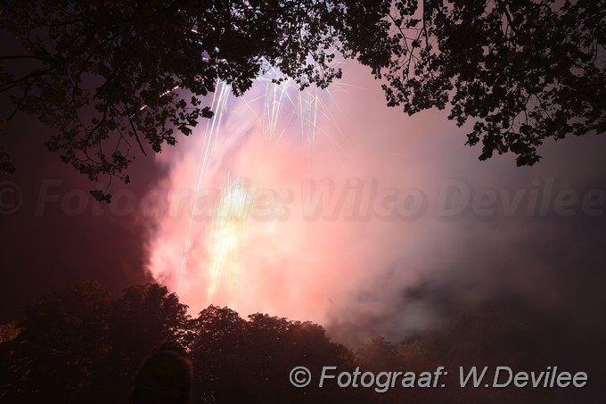 Mediaterplaatse vuurwerk show leiden 03102015 Image00103