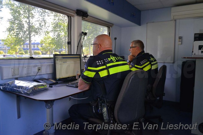 MediaTerplaatse grote politie controle hdp 06102017 Image00001