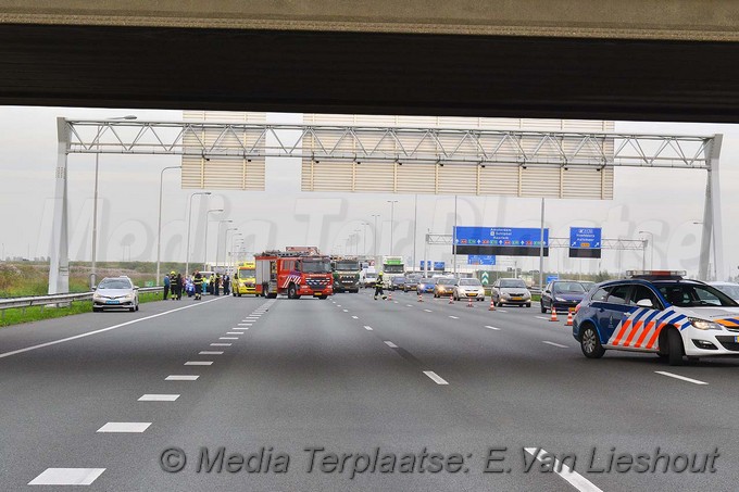Media Terplaatsen ongeval auto op zijn a4 Hdp 19102017 Image00003