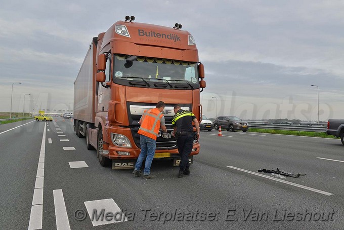 Media Terplaatsen ongeval auto op zijn a4 Hdp 19102017 Image00014