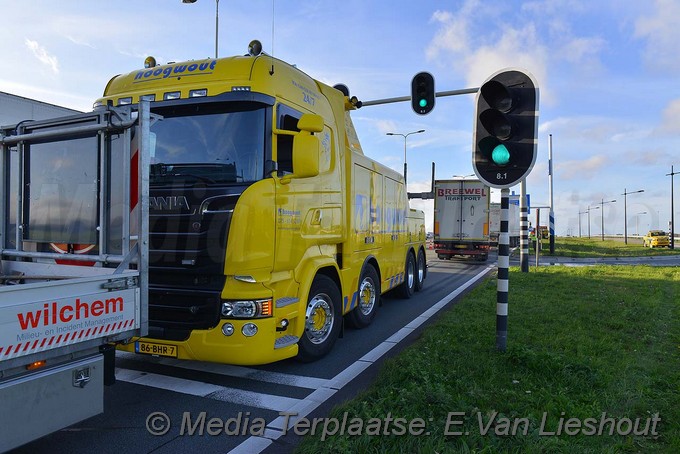 Media Terplaatsen ongeval n201 drie vrachtwagens 23102017 Image00014