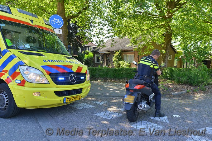 Mediaterplaatse ongeval auto scooter hoofddorp 14062017 Image00007