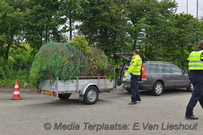 Mediaterplaatse politie controle halfweg 16062017 Image00003