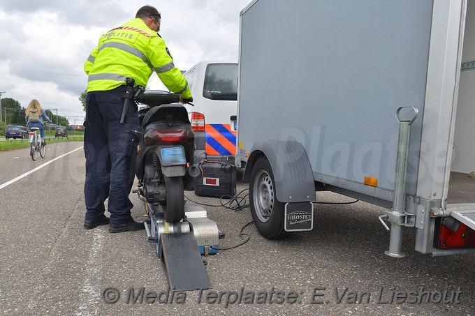 Mediaterplaatse politie controle halfweg 16062017 Image00006