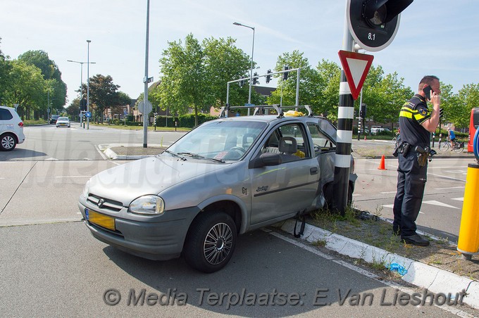 Mediaterplaatse ongeval auto bus hdp 20062017 Image00007