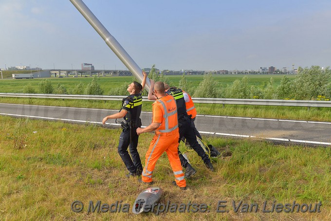 Mediaterplaatse auto lichtmast hdp 22062017 Image00008