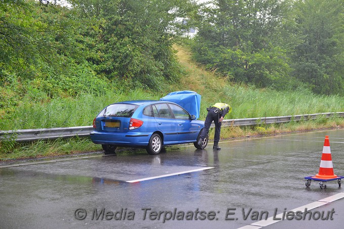 Mediaterplaatse ongeval 5 auto vijfhuizen 24062017 Image00004