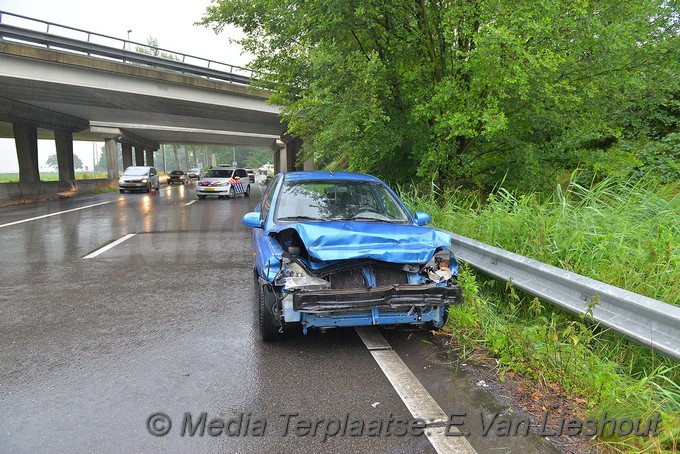 Mediaterplaatse ongeval 5 auto vijfhuizen 24062017 Image00009
