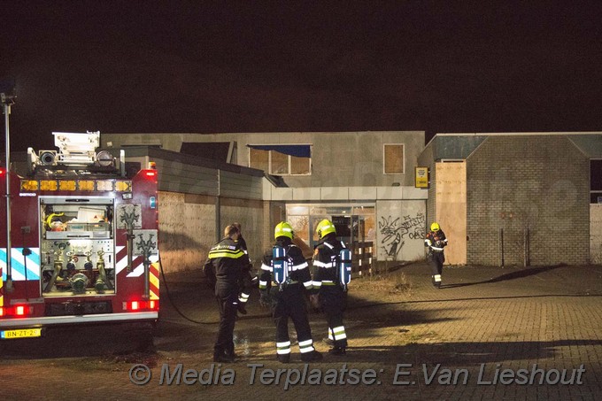 Mediaterplaats weer brand in pand hdp 03032017 Image00002