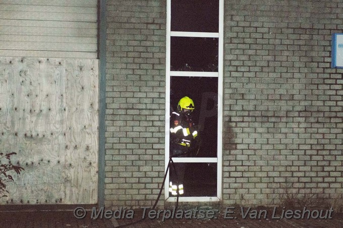 Mediaterplaats weer brand in pand hdp 03032017 Image00005