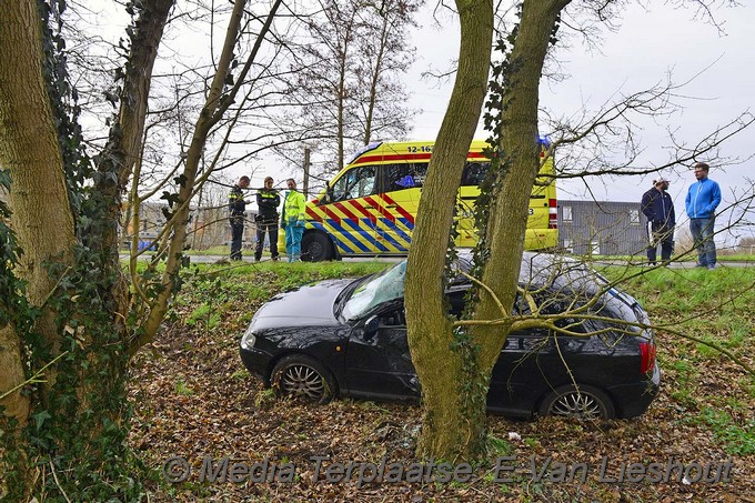 Mediaterplaatse ongeval leenderbos hoofddorp 19032017 Image00003
