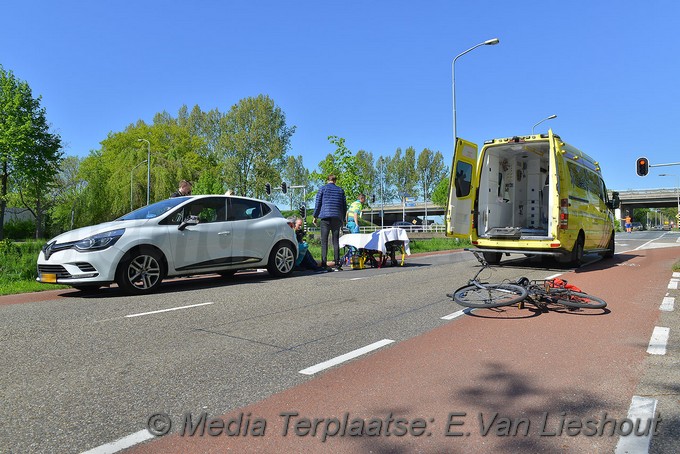 Mediaterplaatse ongeval fietser auto hoofddorp 04052018 Image00004