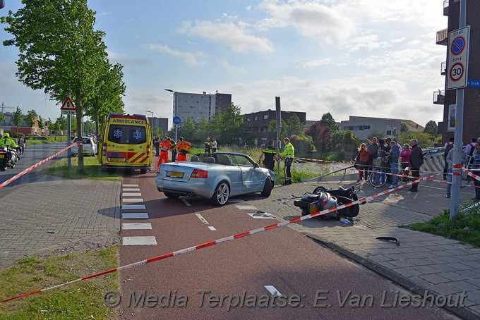 Mediaterplaatse ongeval motor zwaar Waddeweg hoofddorp 16052018 Image00006