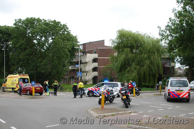 Mediaterplaatse ongeval auto fiets leiderdorp 13082016 Image00004