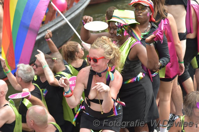 Mediaterplaatse Gay parade Amsterdam 04082018 Image00048
