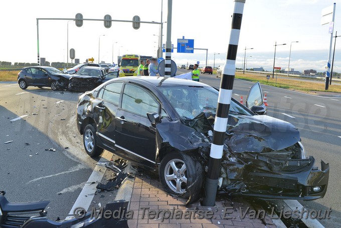 Mediaterplaatse ongeval Rozenburg N201 met letsel 20082018 Image00006
