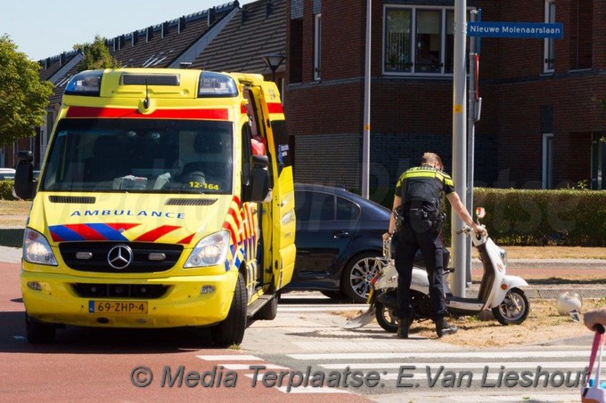 Mediaterplaatse ongeval scooter auto nieuwe molenaarslaan hdp 23072018 Image00001