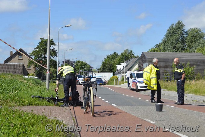 Mediaterplaatse ongeval fietser aalsmeer 22062016 Image00006