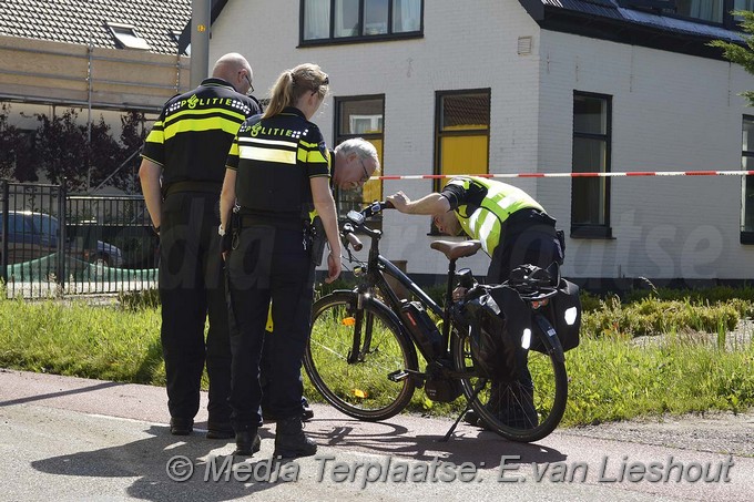 Mediaterplaatse ongeval fietser aalsmeer 22062016 Image00008