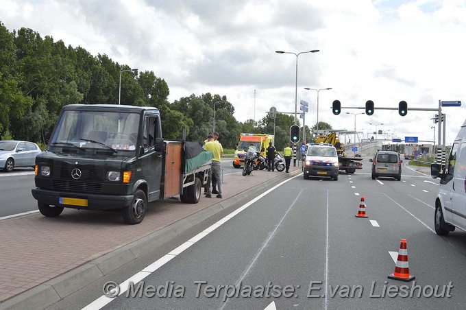 Mediaterplaatse ongeval schipholdijk schiphol oost 27062016 Image00003