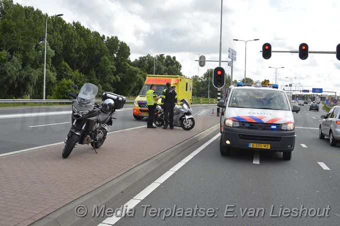 Mediaterplaatse ongeval schipholdijk schiphol oost 27062016 Image00005