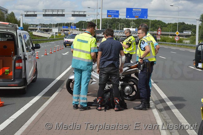 Mediaterplaatse ongeval schipholdijk schiphol oost 27062016 Image00007