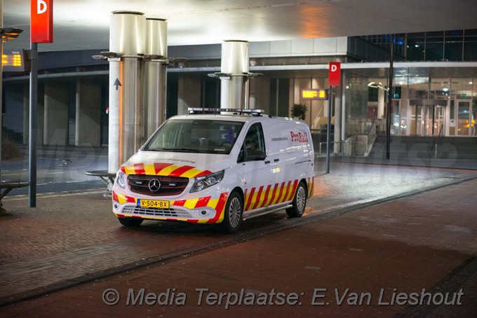 Mediaterplaatse verdachte doos in trein hoofddorp 27032018 Image00006