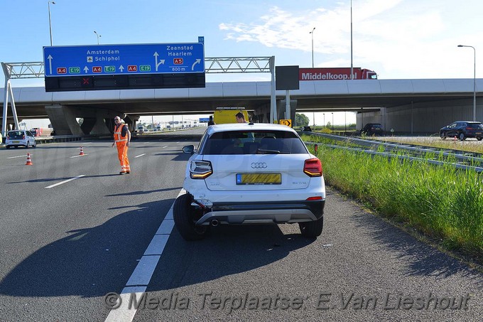 Mediaterplaatse ongeval auto op kant rozenburg a4 nh 24052019 Image00008