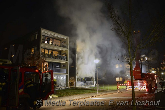 Mediaterplaatse brand woning hoofddorp 11112016 Image00001