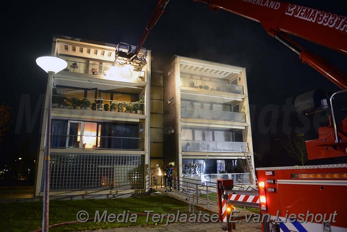 Mediaterplaatse brand woning hoofddorp 11112016 Image00008