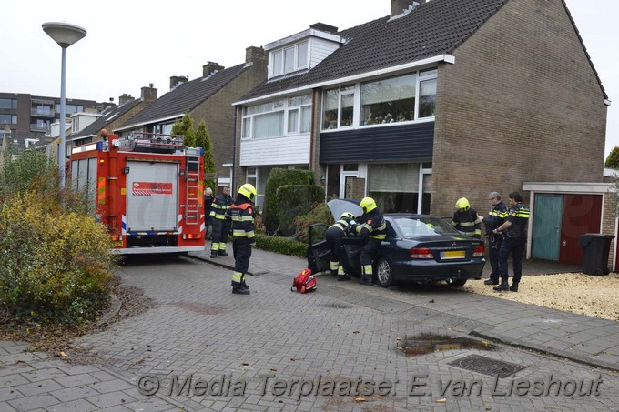 Mediaterplaatse auto uit de bocht badhoevedorp 15112016 Image00001