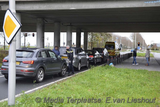 Mediaterplaatse ongeval vier autos hoofddorp 18112016 Image00003