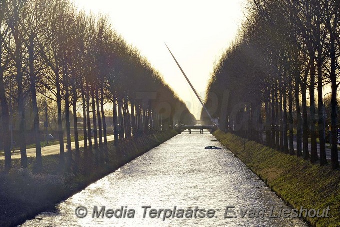 Mediaterplaatse auto te water hoofddorp 24112016 Image00002
