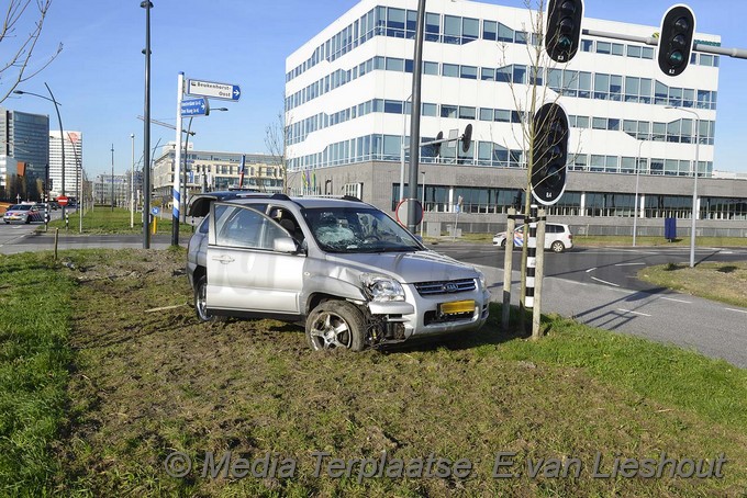 Mediaterplaatse ongeval taurusavenue hoofddorp 25112016 Image00001