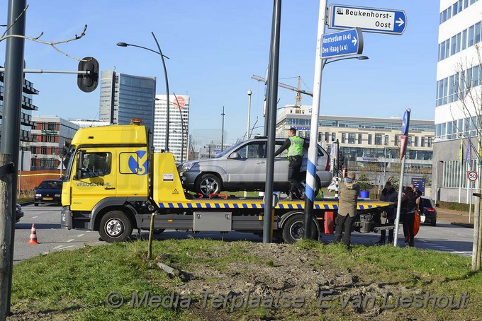 Mediaterplaatse ongeval taurusavenue hoofddorp 25112016 Image00008