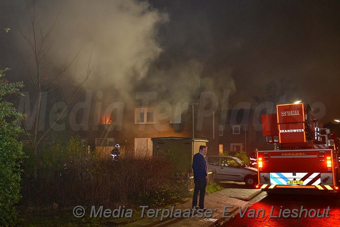 MediaTerplaatse brandje pr margrietstraat hoofddorp 09012018 Image00001