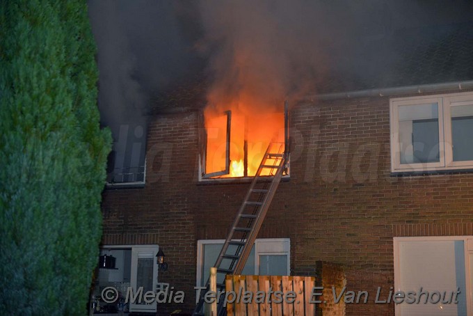 MediaTerplaatse brandje pr margrietstraat hoofddorp 09012018 Image00006