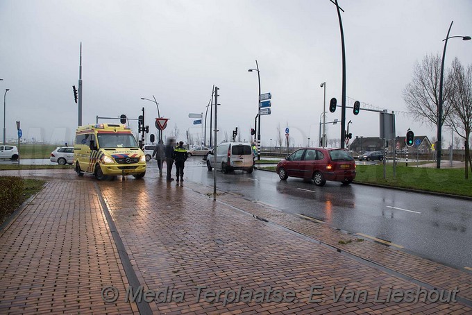 MediaTerplaatse ongeval Taurusavenue scooter auto hoofddorp 15012018 Image00001