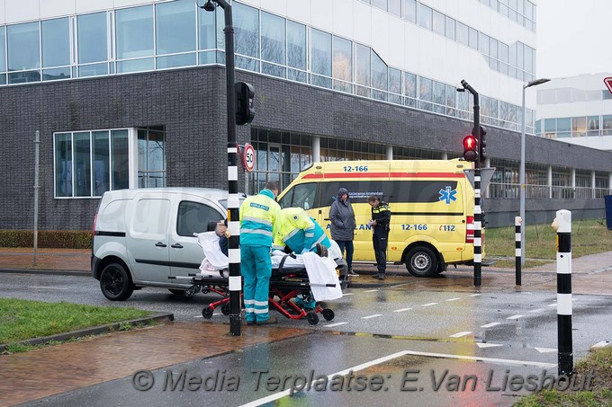 MediaTerplaatse ongeval Taurusavenue scooter auto hoofddorp 15012018 Image00004