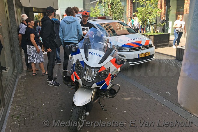 MediaTerplaatse knel in roltrap hdp 01082017 Image00002
