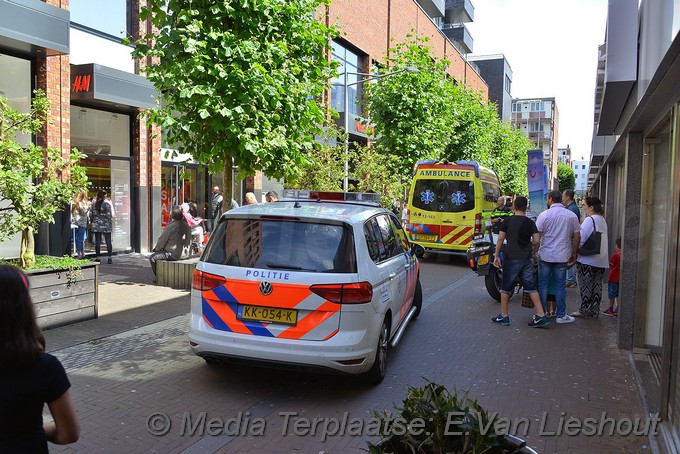 MediaTerplaatse knel in roltrap hdp 01082017 Image00008