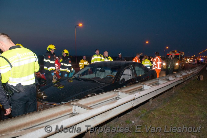 Mediaterplaatse ongeval auto A4 rechts schiphol 14042019 Image00002